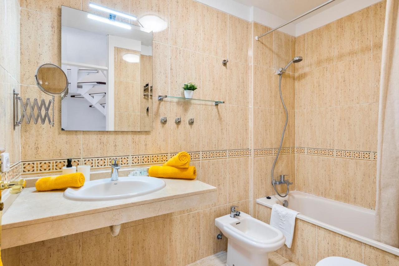 1314 Fabulous 2 Bedroom Accommodation Roof Terrace 卡亚俄萨尔瓦赫 外观 照片