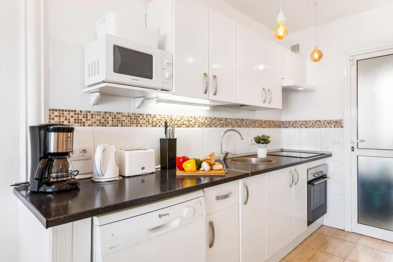 1314 Fabulous 2 Bedroom Accommodation Roof Terrace 卡亚俄萨尔瓦赫 外观 照片